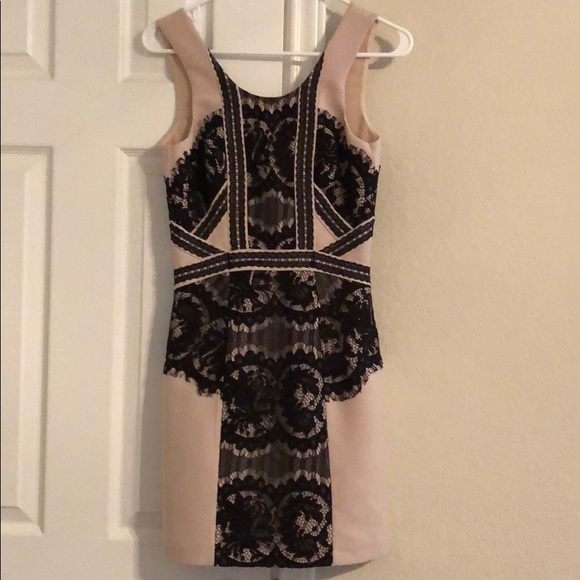 H&M + BLUSH DRESS + BLACK LACE DETAIL - Picture 3 of 3